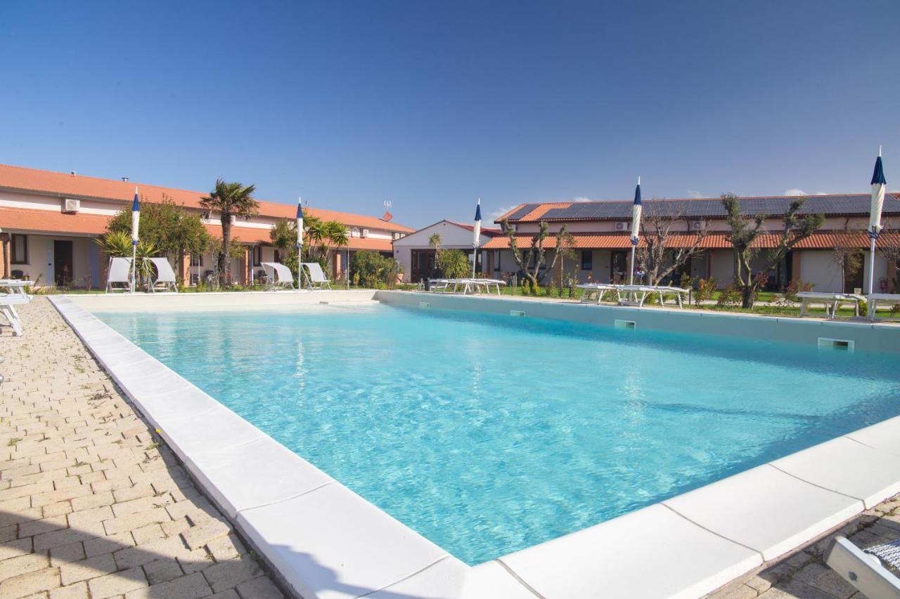 Delfino Tuscany Resort Marina di Cecina Exterior photo